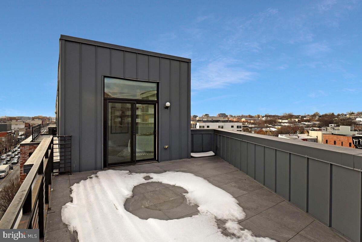 1402 H ST NE #504, WASHINGTON, District Of Columbia 20002, 2 Bedrooms Bedrooms, ,2 BathroomsBathrooms,Residential,For sale,1402 H ST NE #504,DCDC2245640 MLS # DCDC2245640