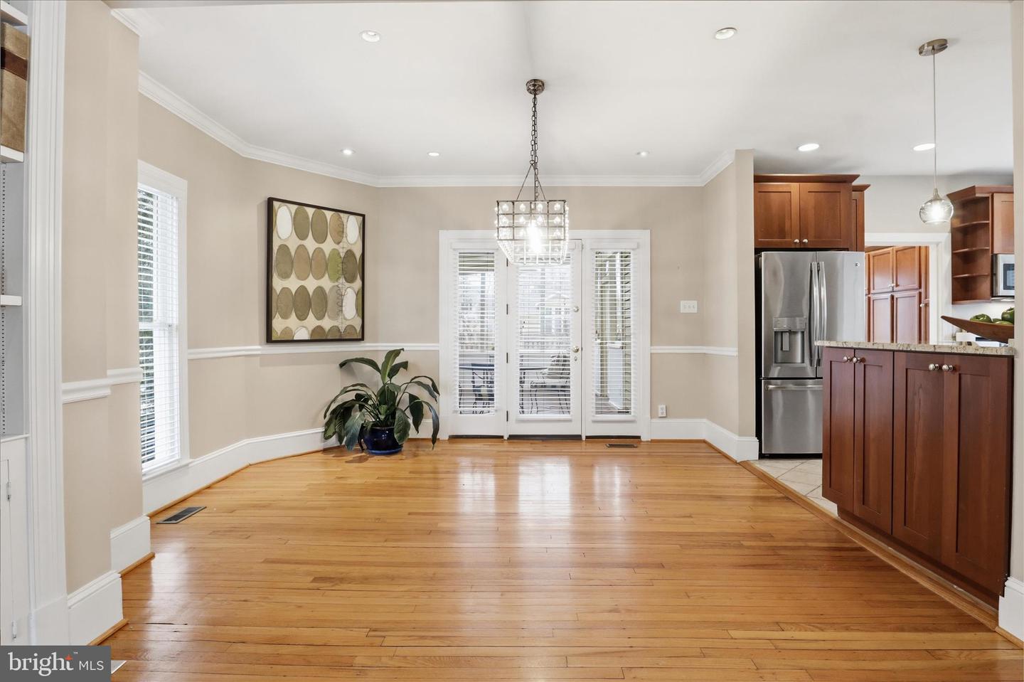 3 W GLENDALE AVE, ALEXANDRIA, Virginia 22301, 4 Bedrooms Bedrooms, ,3 BathroomsBathrooms,Residential,For sale,3 W GLENDALE AVE,VAAX2054032 MLS # VAAX2054032