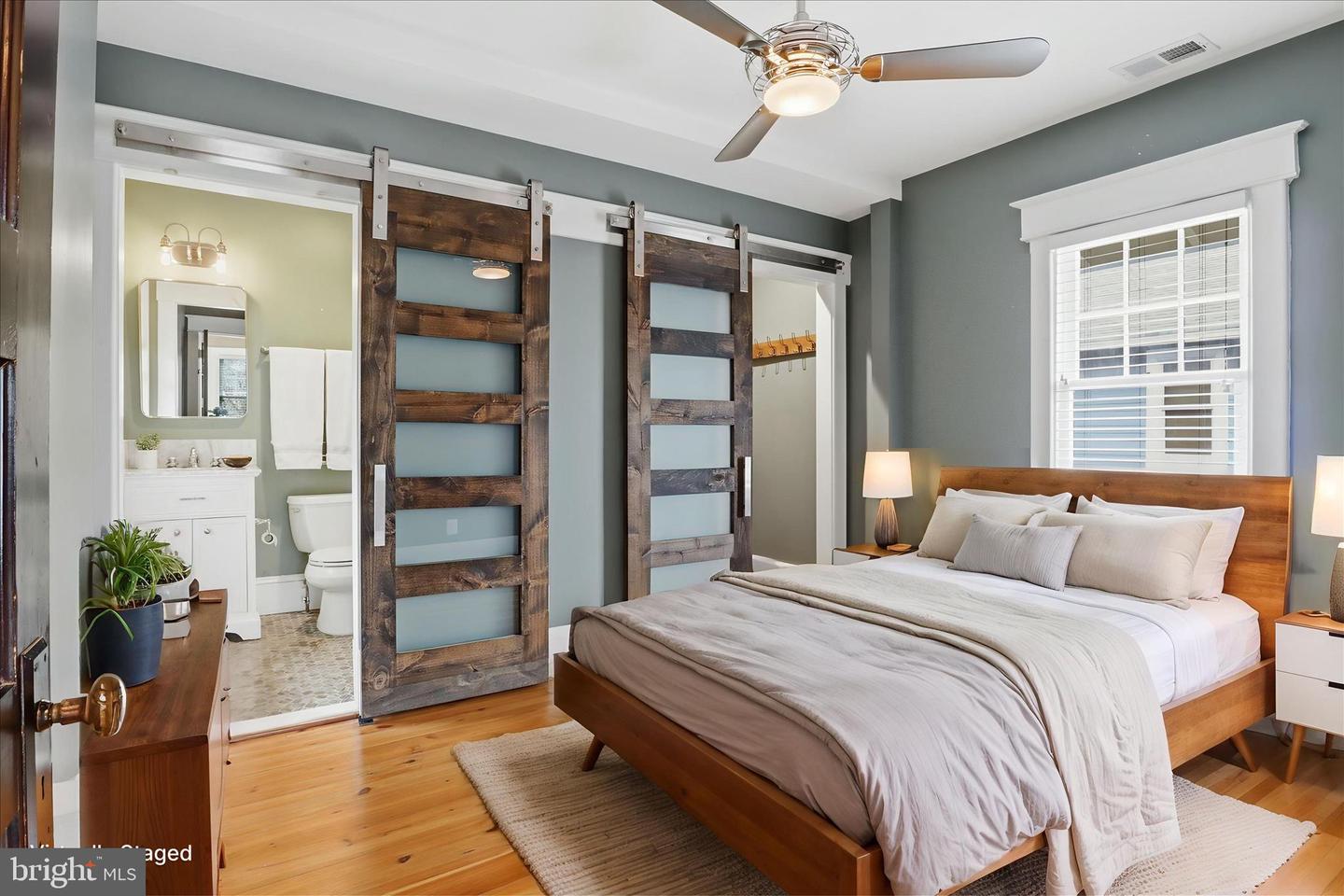 3 W GLENDALE AVE, ALEXANDRIA, Virginia 22301, 4 Bedrooms Bedrooms, ,3 BathroomsBathrooms,Residential,For sale,3 W GLENDALE AVE,VAAX2054032 MLS # VAAX2054032