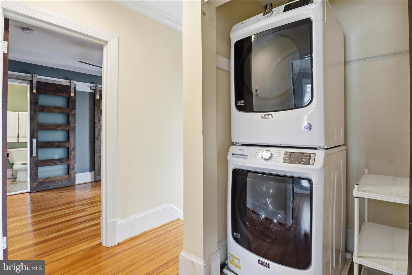 3 W GLENDALE AVE, ALEXANDRIA, Virginia 22301, 4 Bedrooms Bedrooms, ,3 BathroomsBathrooms,Residential,For sale,3 W GLENDALE AVE,VAAX2054032 MLS # VAAX2054032