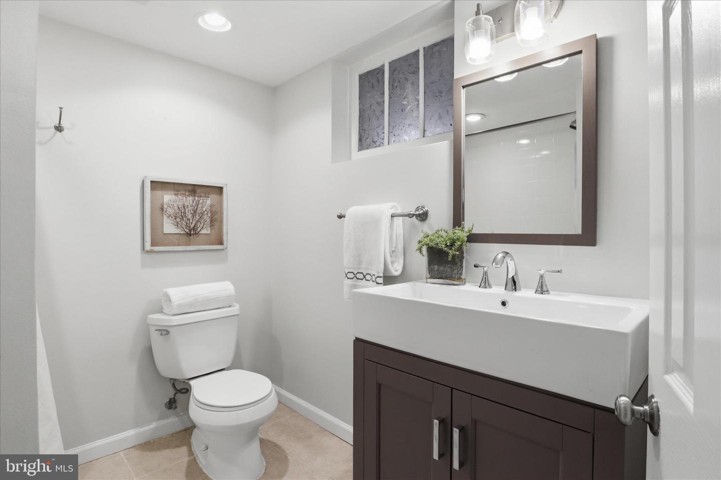 3 W GLENDALE AVE, ALEXANDRIA, Virginia 22301, 4 Bedrooms Bedrooms, ,3 BathroomsBathrooms,Residential,For sale,3 W GLENDALE AVE,VAAX2054032 MLS # VAAX2054032