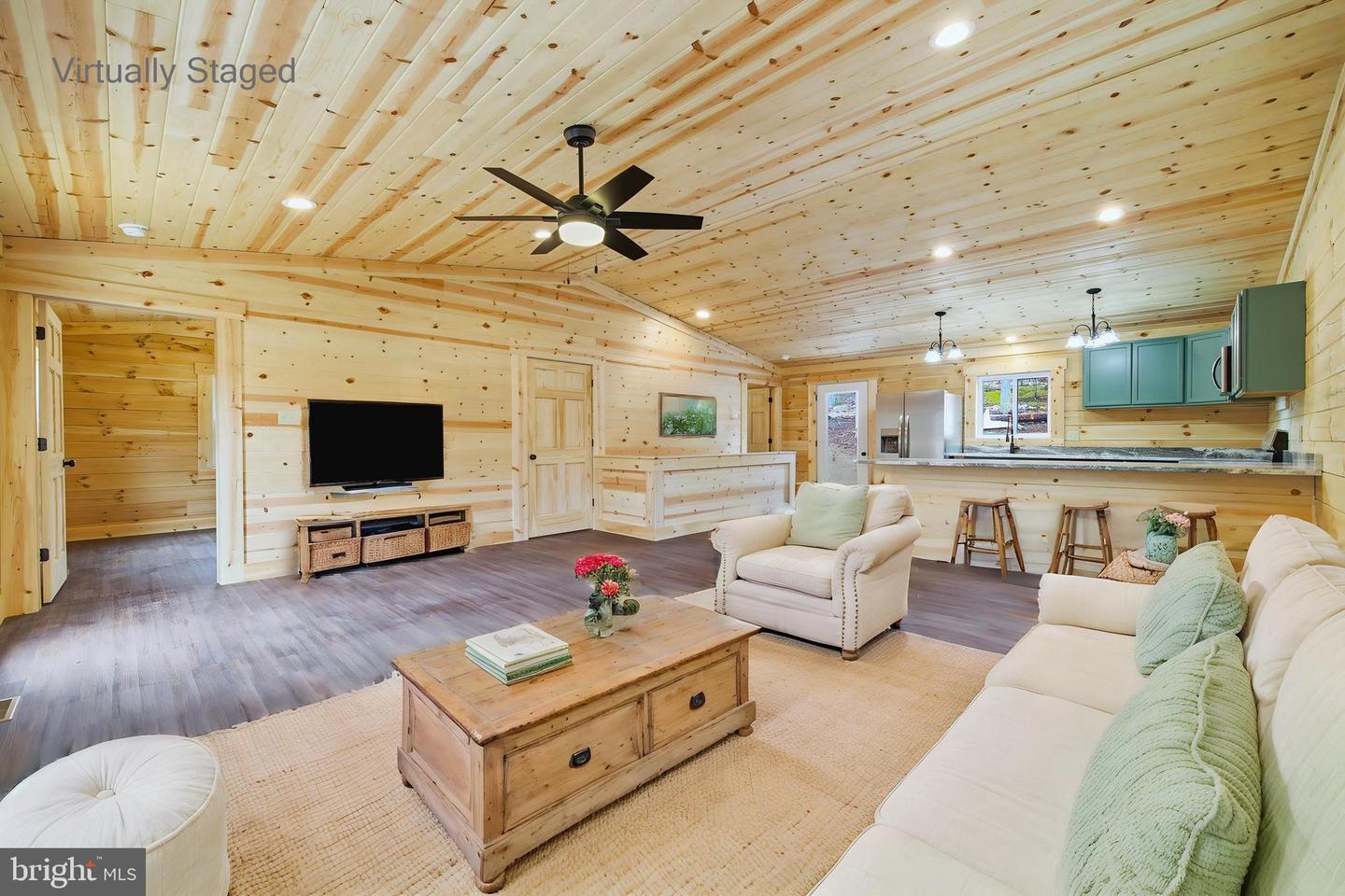 875 WILLOW LN, MOUNT JACKSON, Virginia 22842, 4 Bedrooms Bedrooms, ,2 BathroomsBathrooms,Residential,For sale,875 WILLOW LN,VASH2013562 MLS # VASH2013562