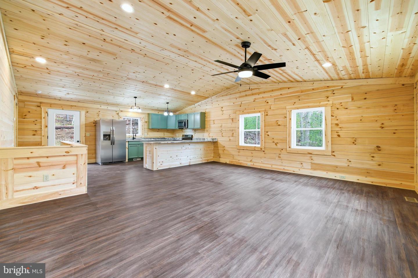 875 WILLOW LN, MOUNT JACKSON, Virginia 22842, 4 Bedrooms Bedrooms, ,2 BathroomsBathrooms,Residential,For sale,875 WILLOW LN,VASH2013562 MLS # VASH2013562