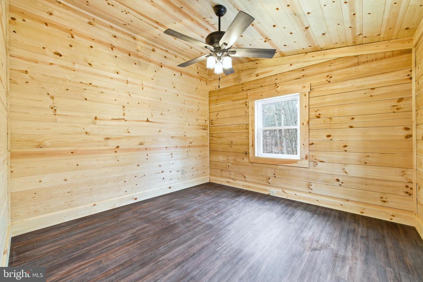 875 WILLOW LN, MOUNT JACKSON, Virginia 22842, 4 Bedrooms Bedrooms, ,2 BathroomsBathrooms,Residential,For sale,875 WILLOW LN,VASH2013562 MLS # VASH2013562