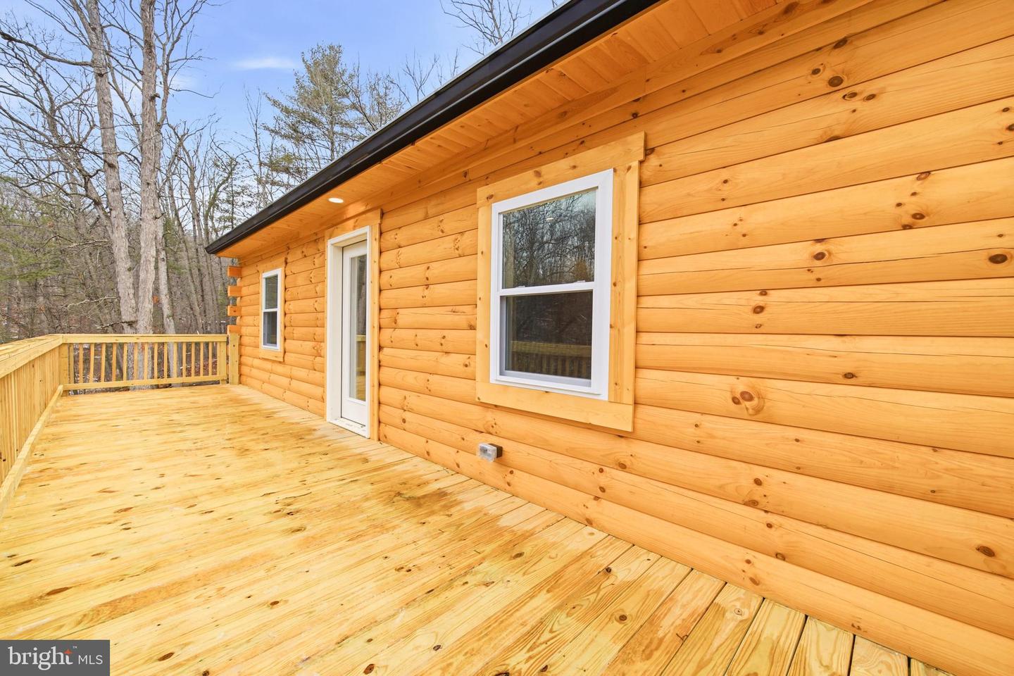 875 WILLOW LN, MOUNT JACKSON, Virginia 22842, 4 Bedrooms Bedrooms, ,2 BathroomsBathrooms,Residential,For sale,875 WILLOW LN,VASH2013562 MLS # VASH2013562