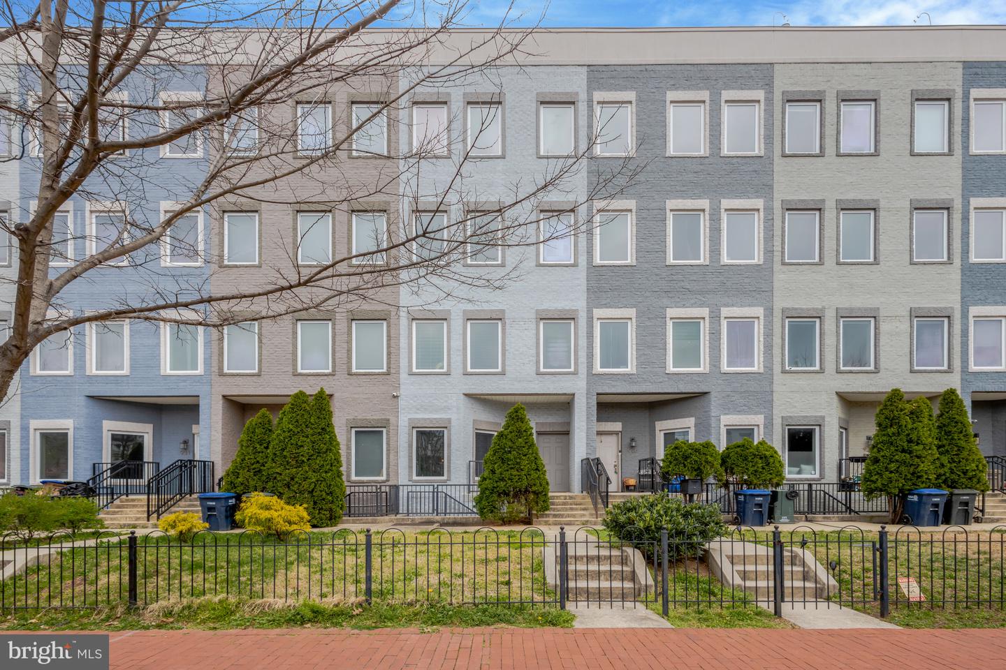 WASHINGTON, District Of Columbia 20002, 5 Bedrooms Bedrooms, ,5 BathroomsBathrooms,Residential,For sale,DCDC2245812 MLS # DCDC2245812