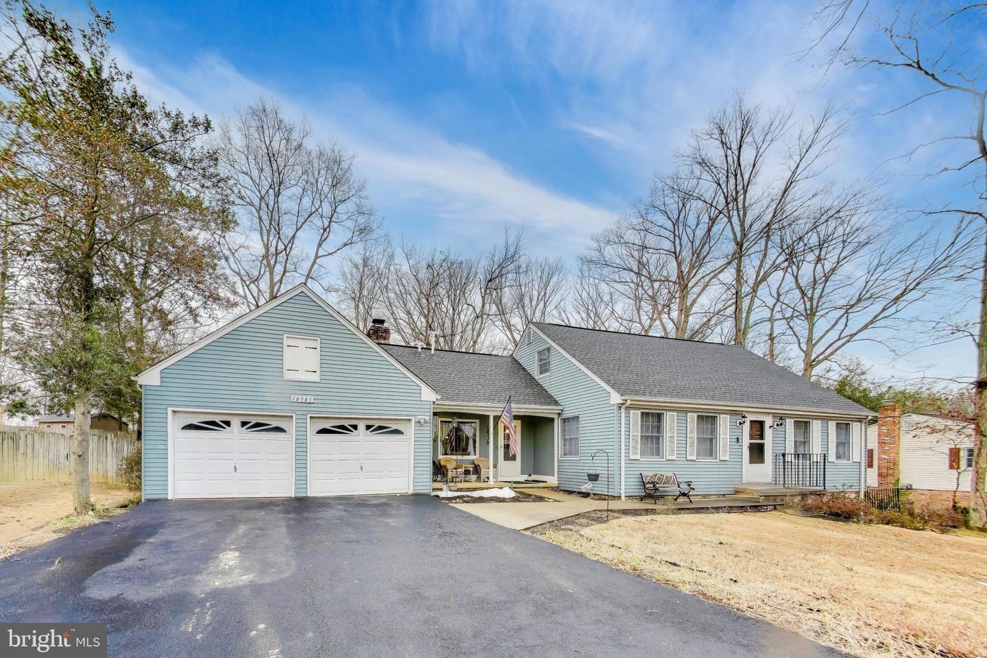 10505 OLD COLCHESTER RD, LORTON, Virginia 22079, 4 Bedrooms Bedrooms, ,3 BathroomsBathrooms,Residential,For sale,10505 OLD COLCHESTER RD,VAFX2290550 MLS # VAFX2290550