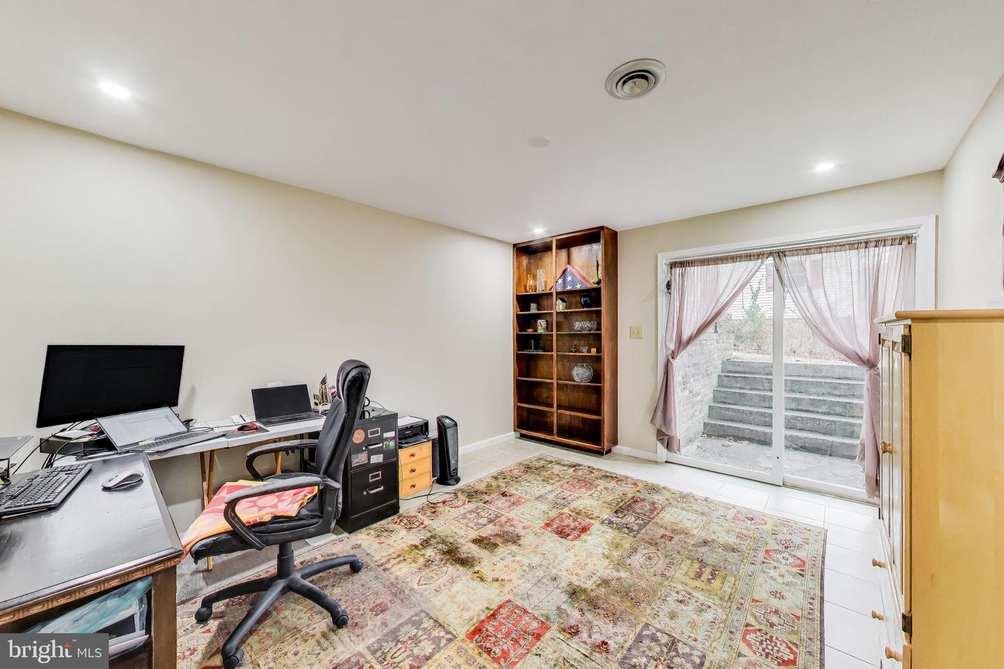 10505 OLD COLCHESTER RD, LORTON, Virginia 22079, 4 Bedrooms Bedrooms, ,3 BathroomsBathrooms,Residential,For sale,10505 OLD COLCHESTER RD,VAFX2290550 MLS # VAFX2290550