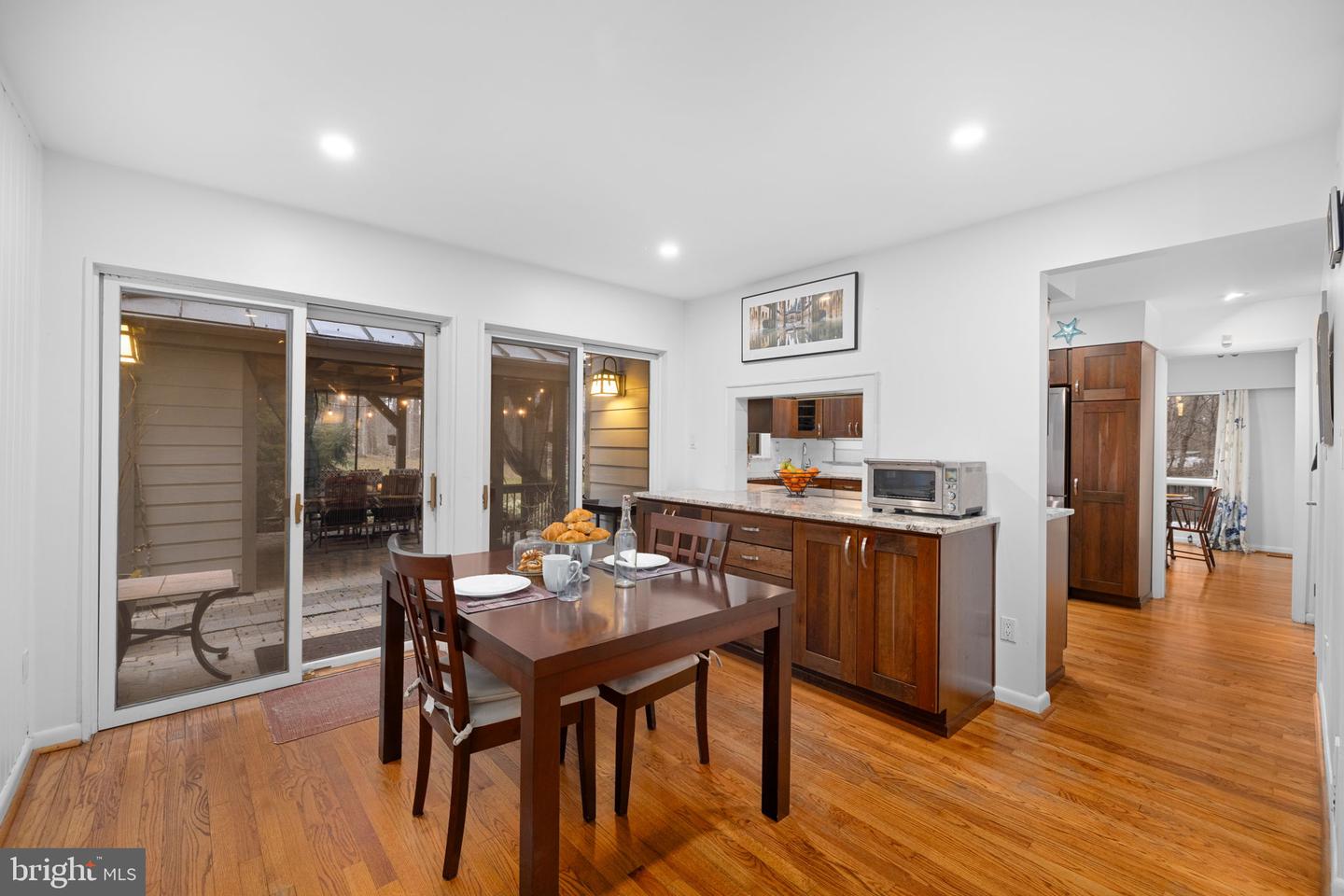 5500 BEECH RIDGE DR, FAIRFAX, Virginia 22030, 5 Bedrooms Bedrooms, ,4 BathroomsBathrooms,Residential,For sale,5500 BEECH RIDGE DR,VAFX2290716 MLS # VAFX2290716