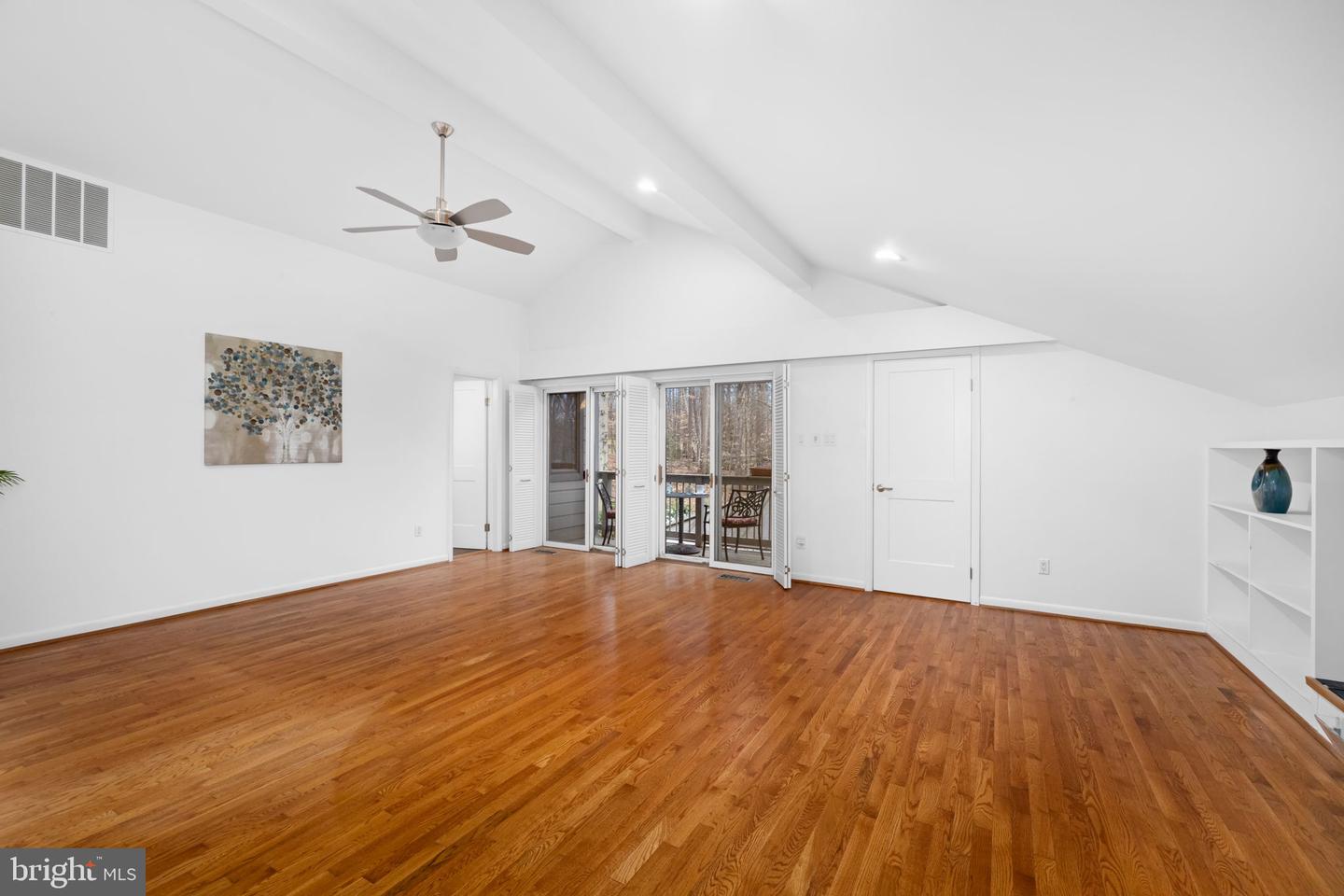 5500 BEECH RIDGE DR, FAIRFAX, Virginia 22030, 5 Bedrooms Bedrooms, ,4 BathroomsBathrooms,Residential,For sale,5500 BEECH RIDGE DR,VAFX2290716 MLS # VAFX2290716