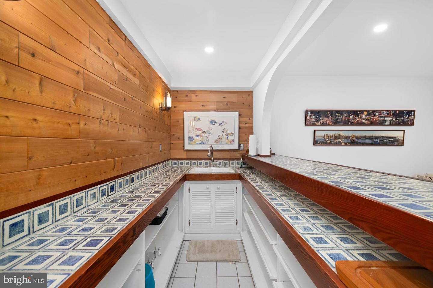 5500 BEECH RIDGE DR, FAIRFAX, Virginia 22030, 5 Bedrooms Bedrooms, ,4 BathroomsBathrooms,Residential,For sale,5500 BEECH RIDGE DR,VAFX2290716 MLS # VAFX2290716