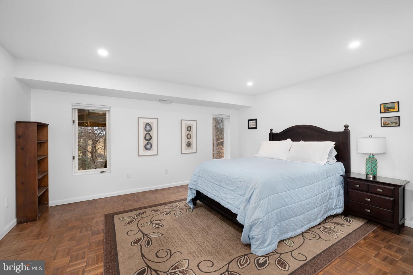 5500 BEECH RIDGE DR, FAIRFAX, Virginia 22030, 5 Bedrooms Bedrooms, ,4 BathroomsBathrooms,Residential,For sale,5500 BEECH RIDGE DR,VAFX2290716 MLS # VAFX2290716