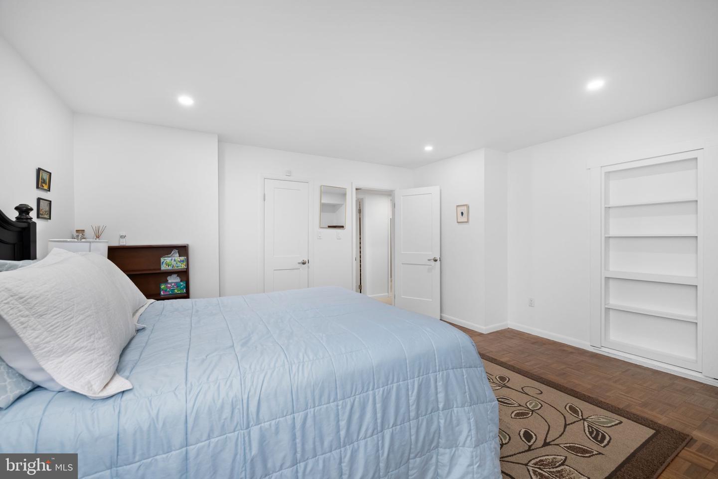 5500 BEECH RIDGE DR, FAIRFAX, Virginia 22030, 5 Bedrooms Bedrooms, ,4 BathroomsBathrooms,Residential,For sale,5500 BEECH RIDGE DR,VAFX2290716 MLS # VAFX2290716