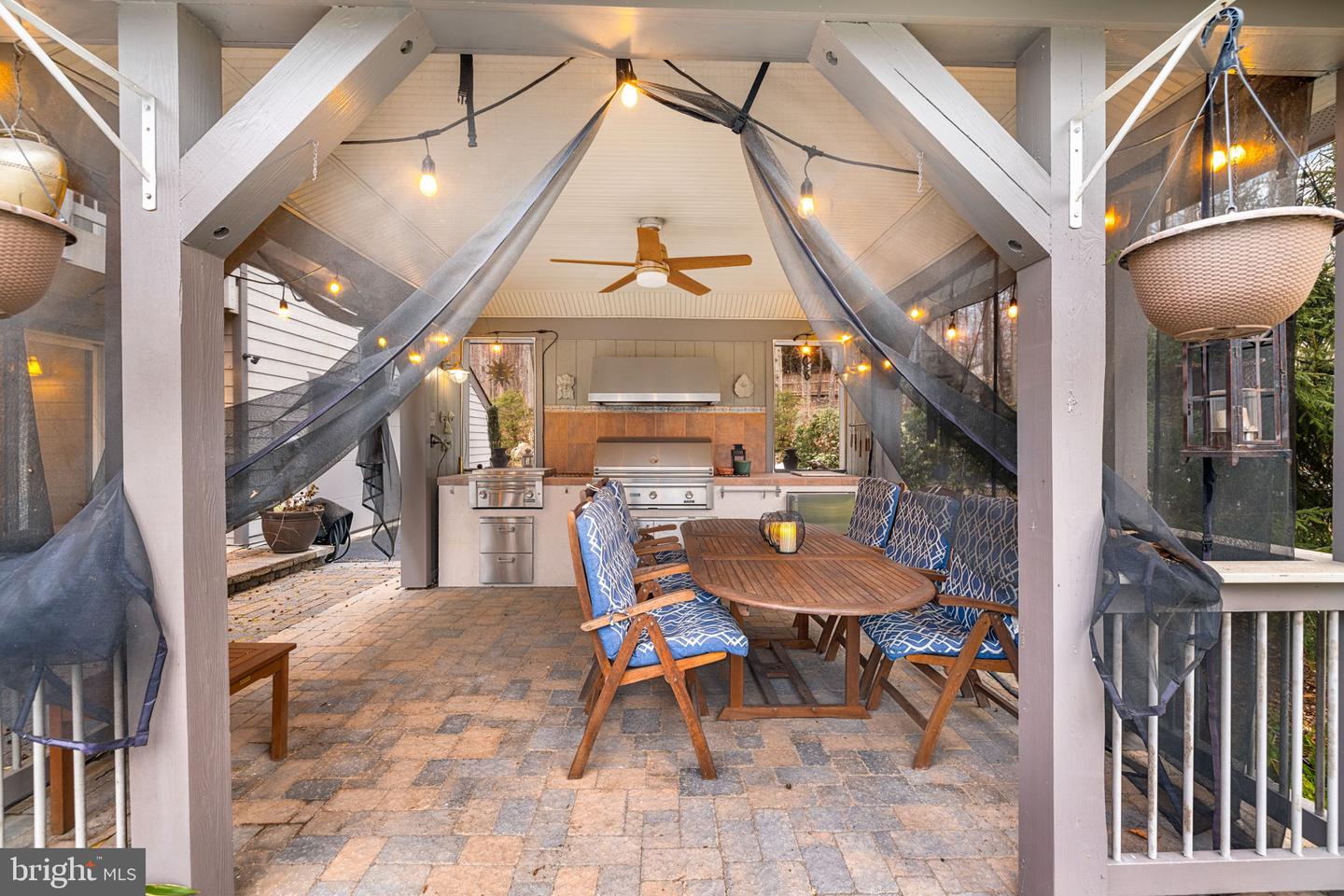 5500 BEECH RIDGE DR, FAIRFAX, Virginia 22030, 5 Bedrooms Bedrooms, ,4 BathroomsBathrooms,Residential,For sale,5500 BEECH RIDGE DR,VAFX2290716 MLS # VAFX2290716