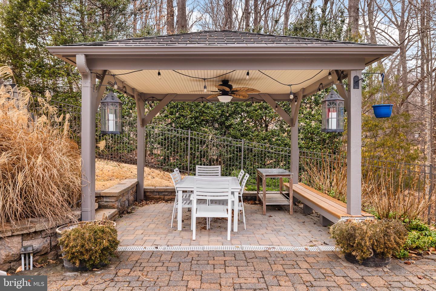 5500 BEECH RIDGE DR, FAIRFAX, Virginia 22030, 5 Bedrooms Bedrooms, ,4 BathroomsBathrooms,Residential,For sale,5500 BEECH RIDGE DR,VAFX2290716 MLS # VAFX2290716