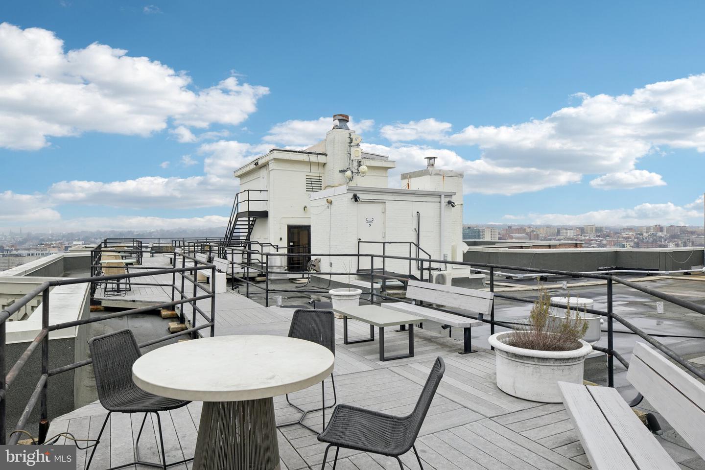 1615 Q ST NW #810, WASHINGTON, District Of Columbia 20009, 1 Bedroom Bedrooms, ,1 BathroomBathrooms,Residential,For sale,1615 Q ST NW #810,DCDC2245894 MLS # DCDC2245894