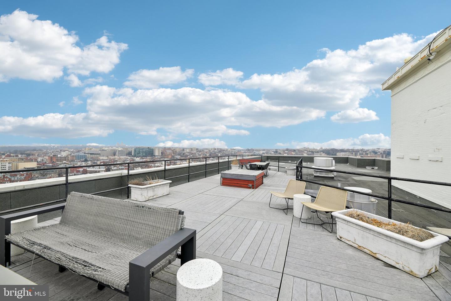 1615 Q ST NW #810, WASHINGTON, District Of Columbia 20009, 1 Bedroom Bedrooms, ,1 BathroomBathrooms,Residential,For sale,1615 Q ST NW #810,DCDC2245894 MLS # DCDC2245894