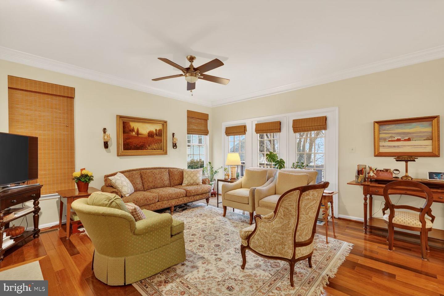 5409 GREEN GLEN LN, ALEXANDRIA, Virginia 22315, 5 Bedrooms Bedrooms, ,3 BathroomsBathrooms,Residential,For sale,5409 GREEN GLEN LN,VAFX2290898 MLS # VAFX2290898