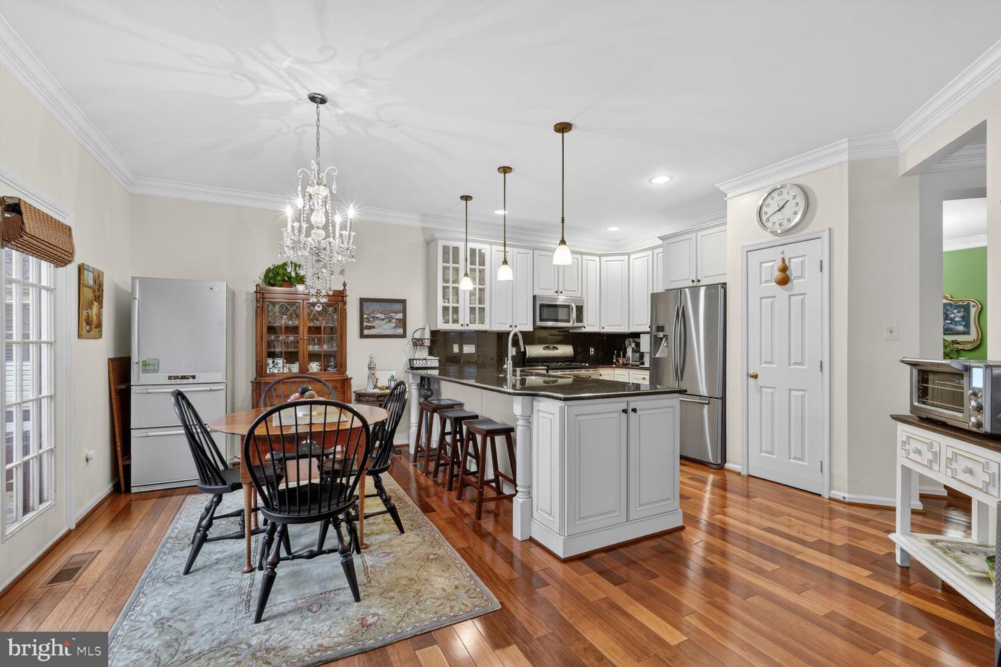 5409 GREEN GLEN LN, ALEXANDRIA, Virginia 22315, 5 Bedrooms Bedrooms, ,3 BathroomsBathrooms,Residential,For sale,5409 GREEN GLEN LN,VAFX2290898 MLS # VAFX2290898