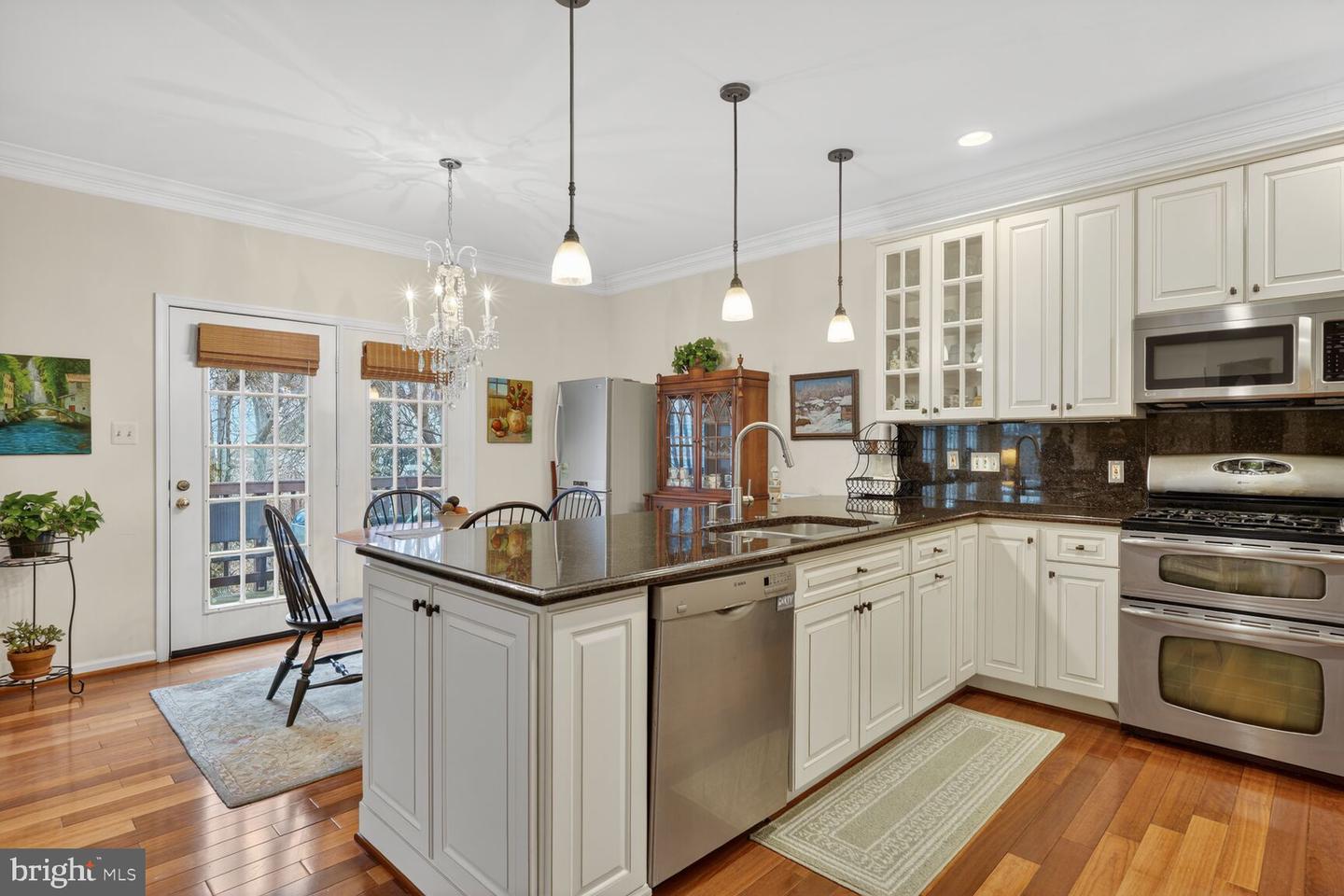 5409 GREEN GLEN LN, ALEXANDRIA, Virginia 22315, 5 Bedrooms Bedrooms, ,3 BathroomsBathrooms,Residential,For sale,5409 GREEN GLEN LN,VAFX2290898 MLS # VAFX2290898