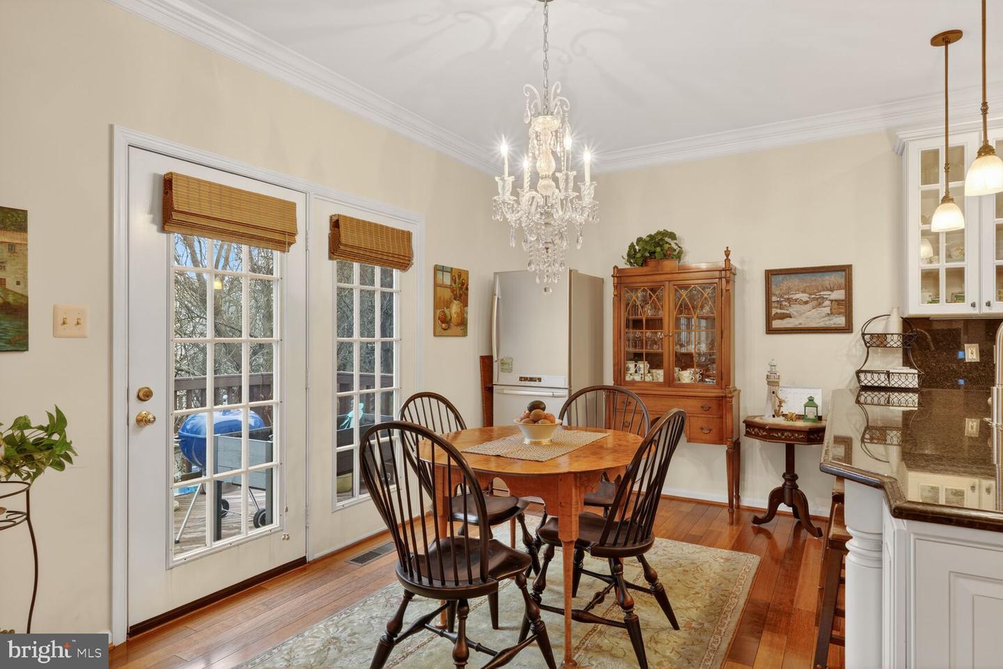 5409 GREEN GLEN LN, ALEXANDRIA, Virginia 22315, 5 Bedrooms Bedrooms, ,3 BathroomsBathrooms,Residential,For sale,5409 GREEN GLEN LN,VAFX2290898 MLS # VAFX2290898