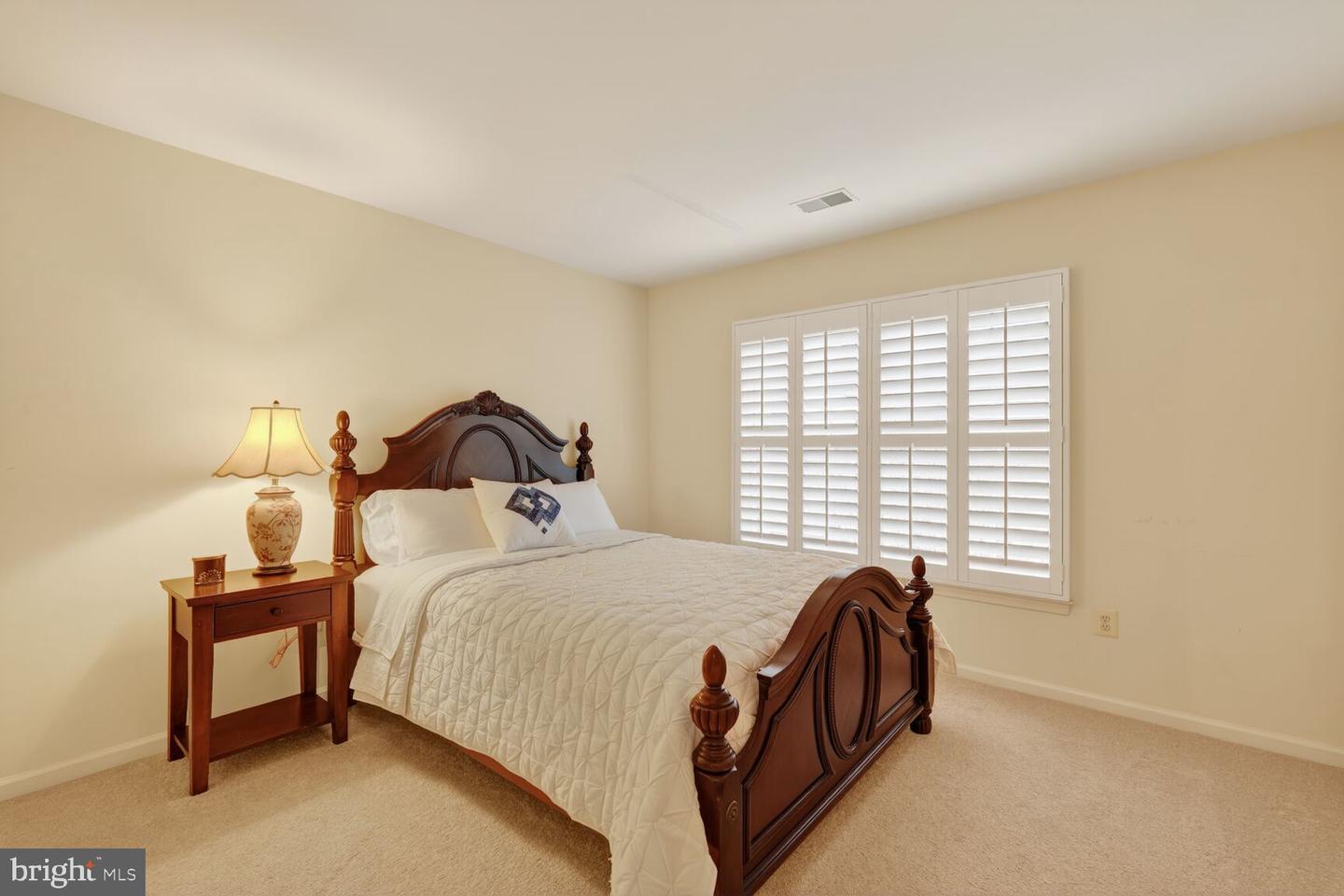 5409 GREEN GLEN LN, ALEXANDRIA, Virginia 22315, 5 Bedrooms Bedrooms, ,3 BathroomsBathrooms,Residential,For sale,5409 GREEN GLEN LN,VAFX2290898 MLS # VAFX2290898