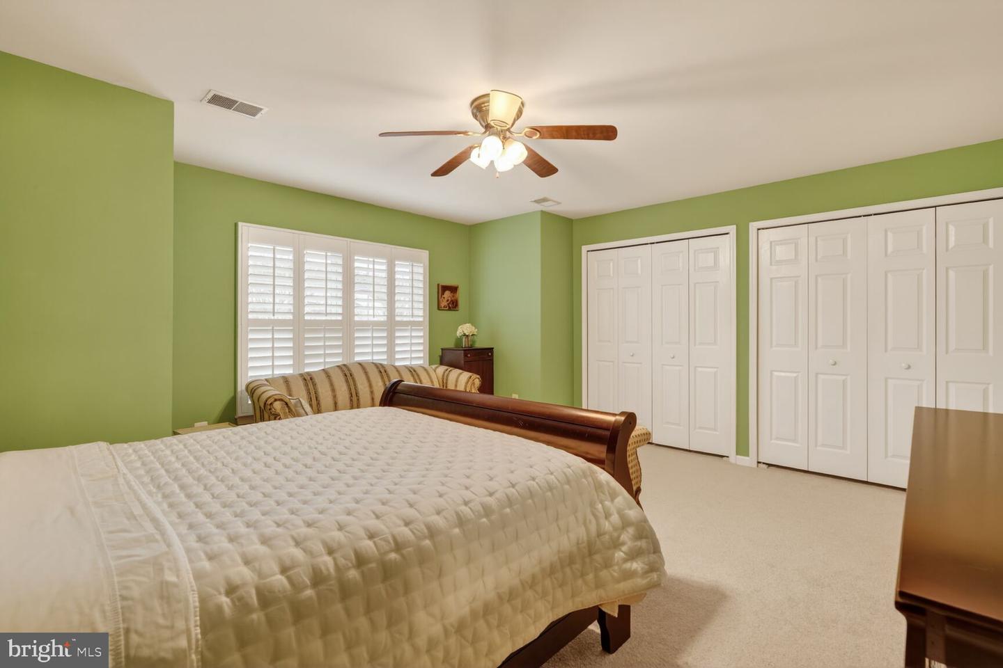 5409 GREEN GLEN LN, ALEXANDRIA, Virginia 22315, 5 Bedrooms Bedrooms, ,3 BathroomsBathrooms,Residential,For sale,5409 GREEN GLEN LN,VAFX2290898 MLS # VAFX2290898