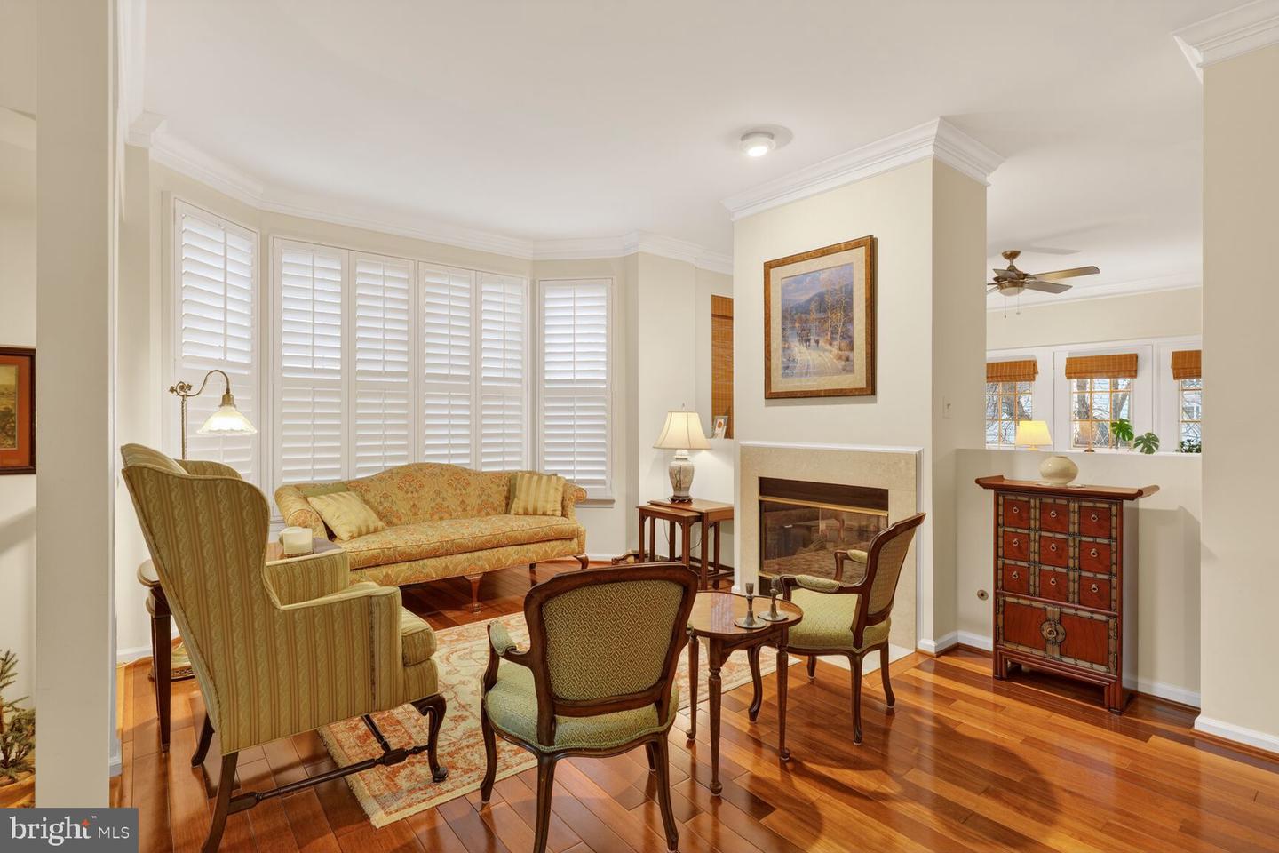 5409 GREEN GLEN LN, ALEXANDRIA, Virginia 22315, 5 Bedrooms Bedrooms, ,3 BathroomsBathrooms,Residential,For sale,5409 GREEN GLEN LN,VAFX2290898 MLS # VAFX2290898