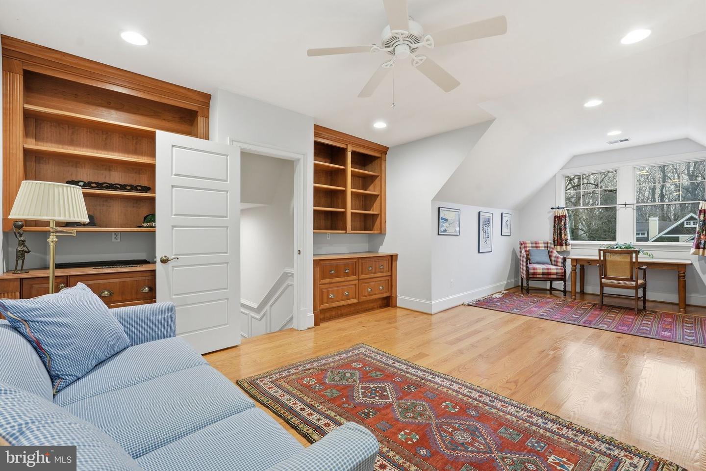 1889 VIRGINIA AVE, MCLEAN, Virginia 22101, 6 Bedrooms Bedrooms, 15 Rooms Rooms,7 BathroomsBathrooms,Residential,For sale,1889 VIRGINIA AVE,VAFX2290900 MLS # VAFX2290900