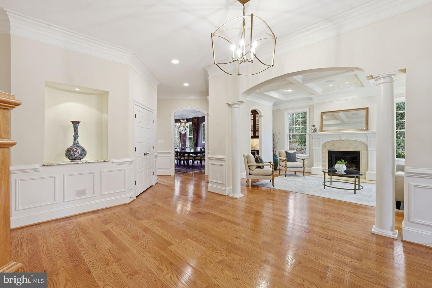 1889 VIRGINIA AVE, MCLEAN, Virginia 22101, 6 Bedrooms Bedrooms, 15 Rooms Rooms,7 BathroomsBathrooms,Residential,For sale,1889 VIRGINIA AVE,VAFX2290900 MLS # VAFX2290900