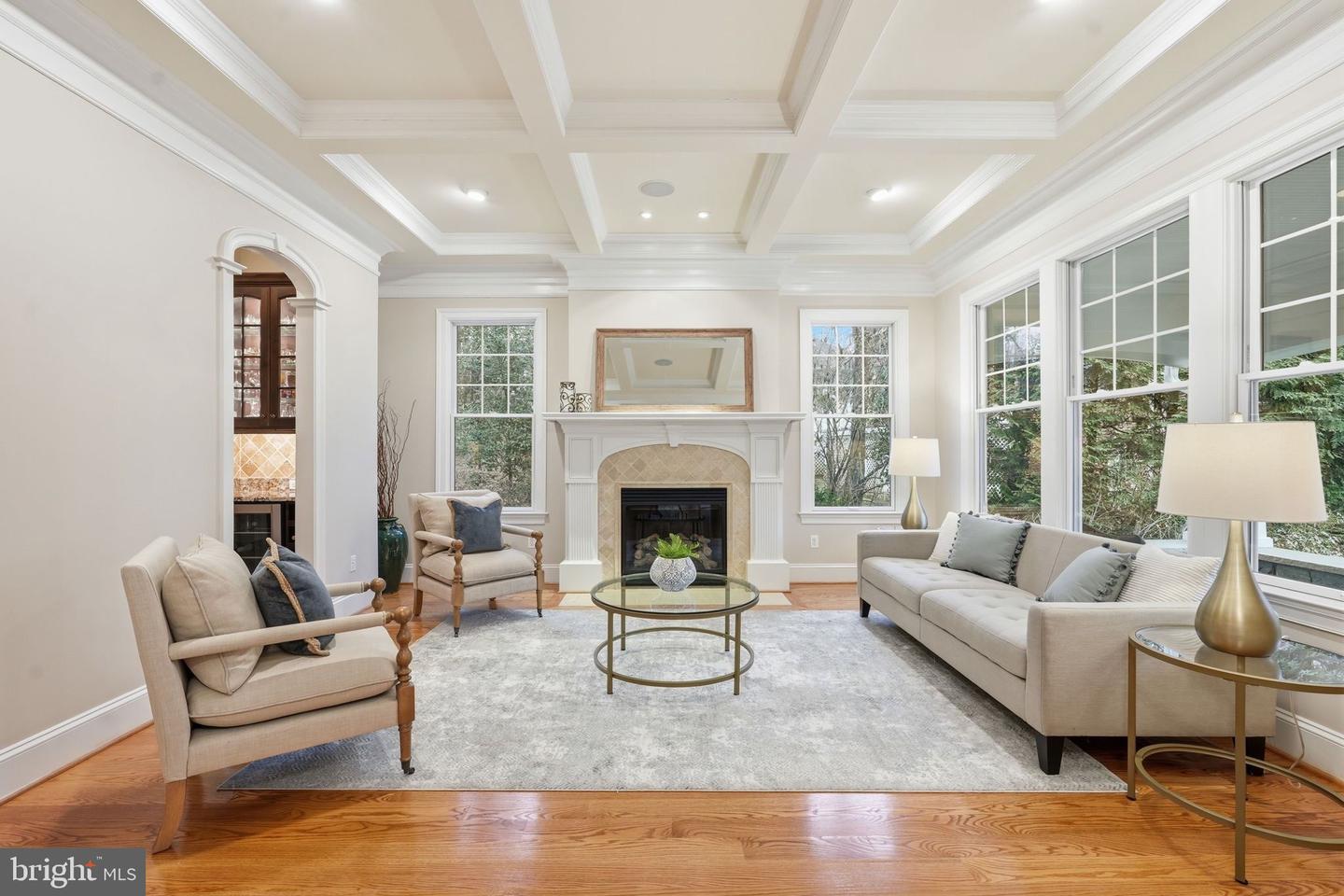 1889 VIRGINIA AVE, MCLEAN, Virginia 22101, 6 Bedrooms Bedrooms, 15 Rooms Rooms,7 BathroomsBathrooms,Residential,For sale,1889 VIRGINIA AVE,VAFX2290900 MLS # VAFX2290900