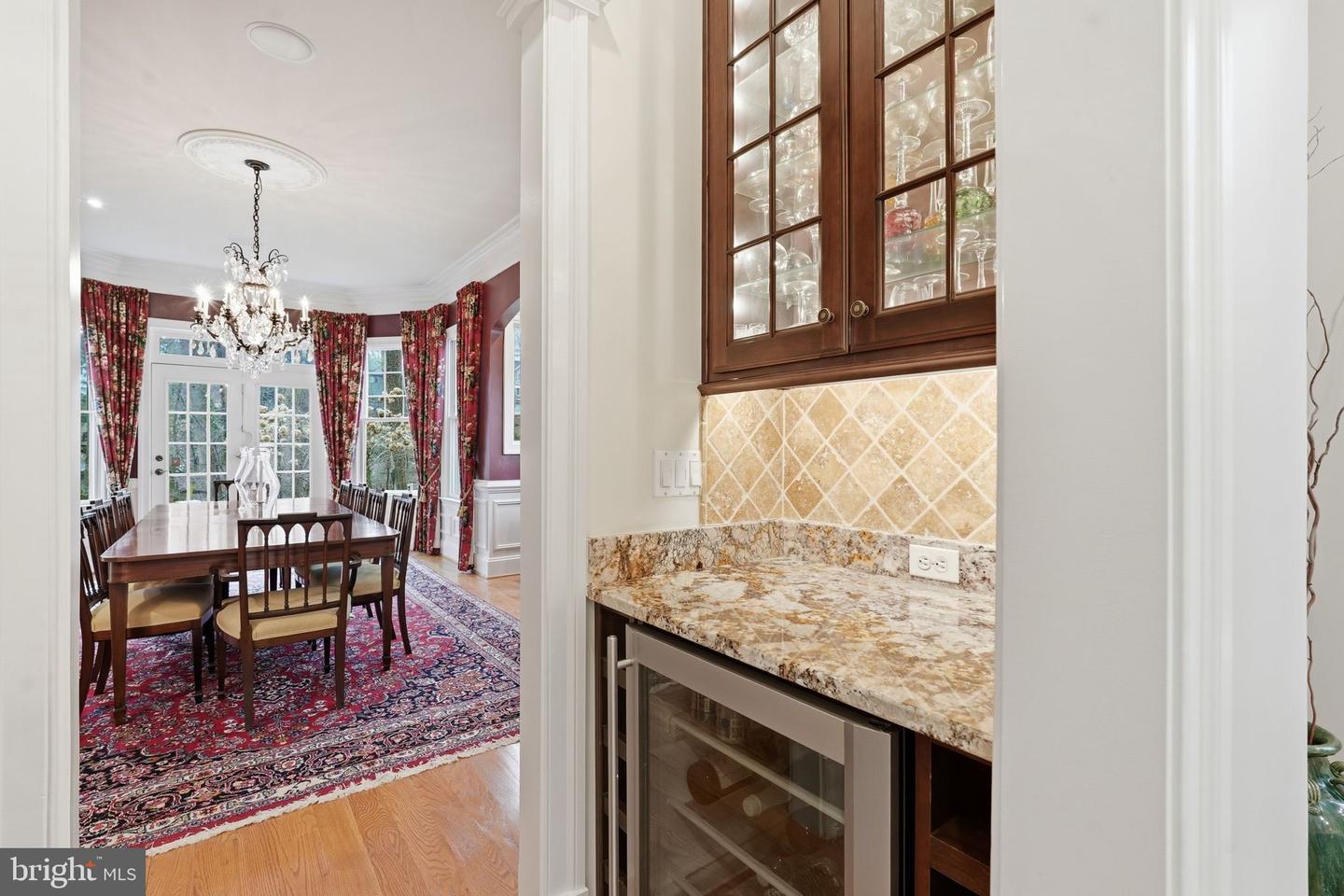 1889 VIRGINIA AVE, MCLEAN, Virginia 22101, 6 Bedrooms Bedrooms, 15 Rooms Rooms,7 BathroomsBathrooms,Residential,For sale,1889 VIRGINIA AVE,VAFX2290900 MLS # VAFX2290900