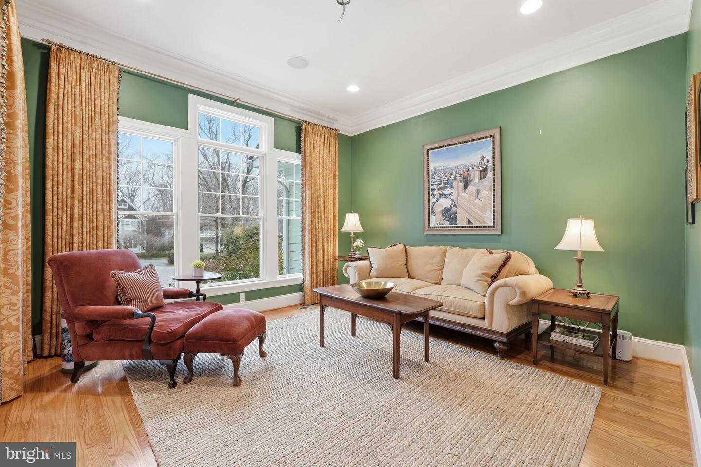 1889 VIRGINIA AVE, MCLEAN, Virginia 22101, 6 Bedrooms Bedrooms, 15 Rooms Rooms,7 BathroomsBathrooms,Residential,For sale,1889 VIRGINIA AVE,VAFX2290900 MLS # VAFX2290900