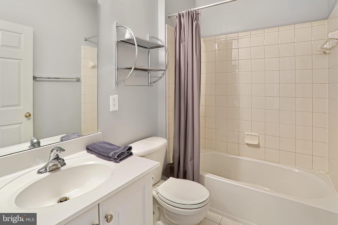 108 APRIL AVE, STEPHENS CITY, Virginia 22655, 3 Bedrooms Bedrooms, 17 Rooms Rooms,4 BathroomsBathrooms,Residential,For sale,108 APRIL AVE,VAFV2039570 MLS # VAFV2039570