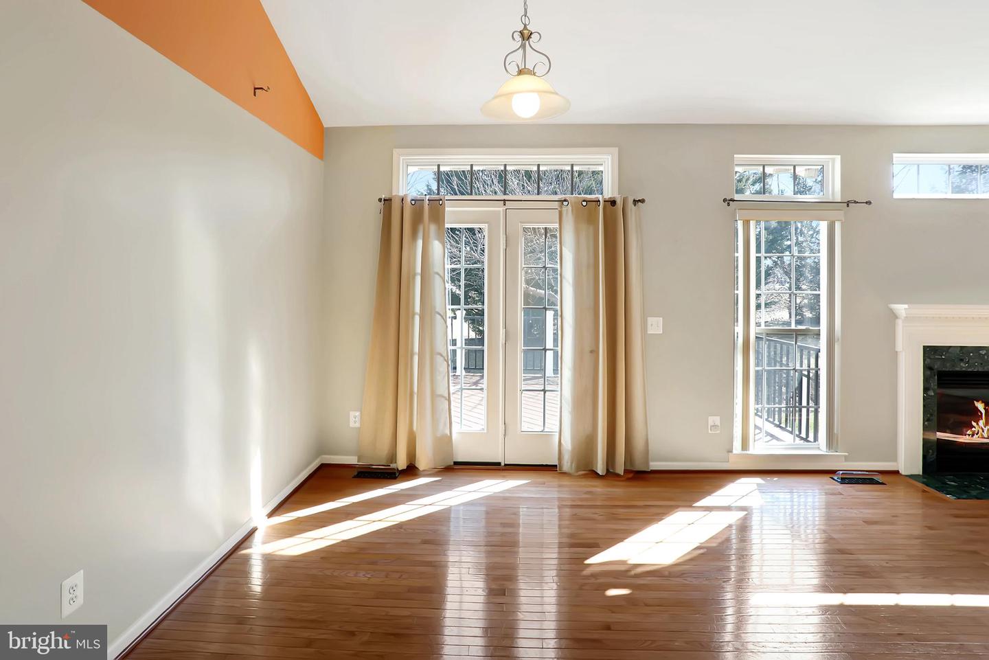 108 APRIL AVE, STEPHENS CITY, Virginia 22655, 3 Bedrooms Bedrooms, 17 Rooms Rooms,4 BathroomsBathrooms,Residential,For sale,108 APRIL AVE,VAFV2039570 MLS # VAFV2039570