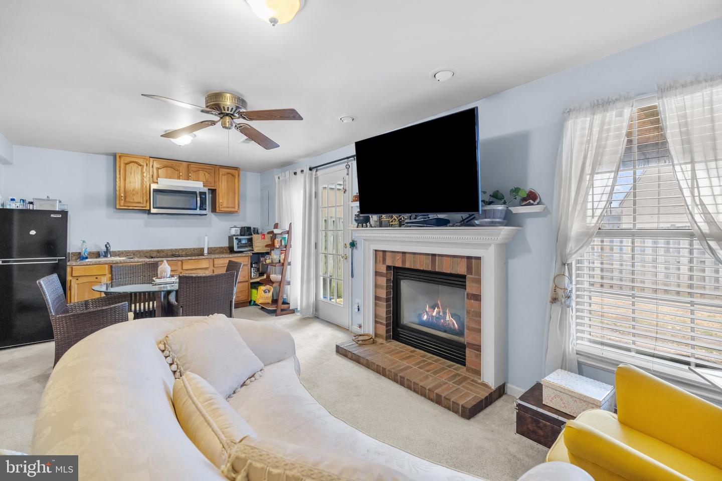 2576 GRAYTON LN, WOODBRIDGE, Virginia 22191, 3 Bedrooms Bedrooms, ,3 BathroomsBathrooms,Residential,For sale,2576 GRAYTON LN,VAPW2112442 MLS # VAPW2112442