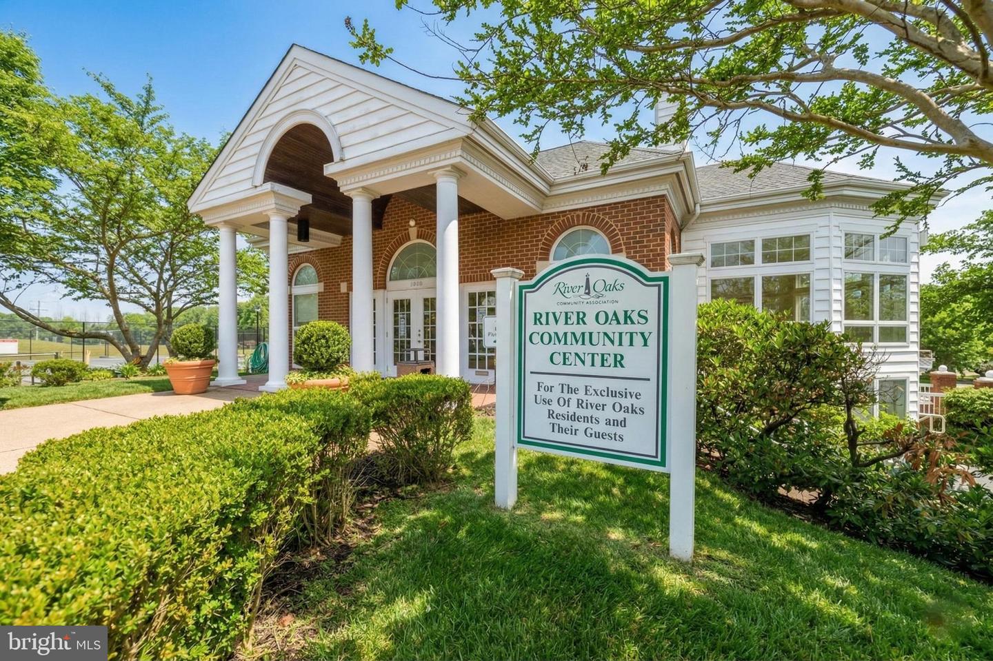 2576 GRAYTON LN, WOODBRIDGE, Virginia 22191, 3 Bedrooms Bedrooms, ,3 BathroomsBathrooms,Residential,For sale,2576 GRAYTON LN,VAPW2112442 MLS # VAPW2112442