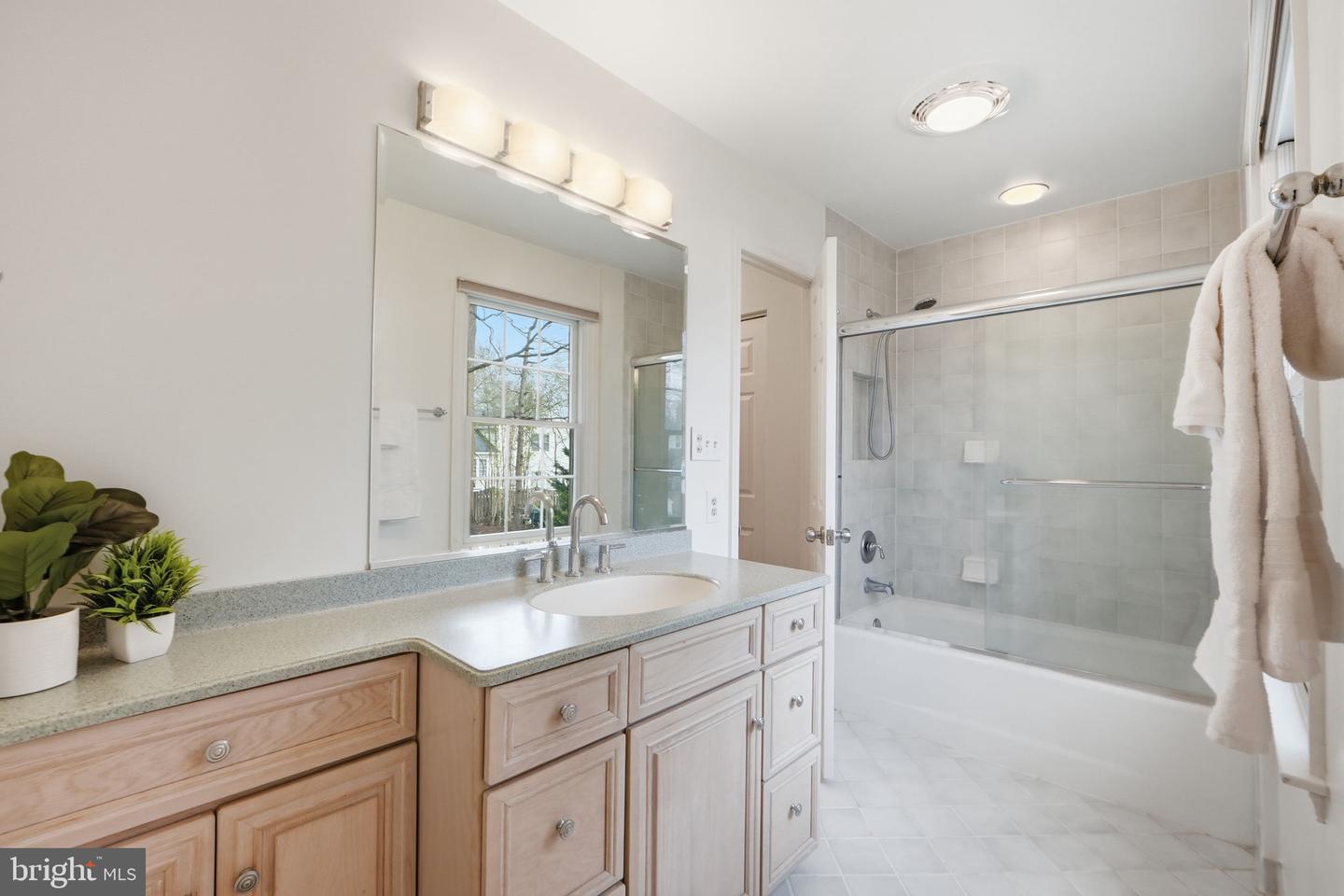 5508 LANDMARK PL, FAIRFAX, Virginia 22032, 4 Bedrooms Bedrooms, ,3 BathroomsBathrooms,Residential,For sale,5508 LANDMARK PL,VAFX2290944 MLS # VAFX2290944