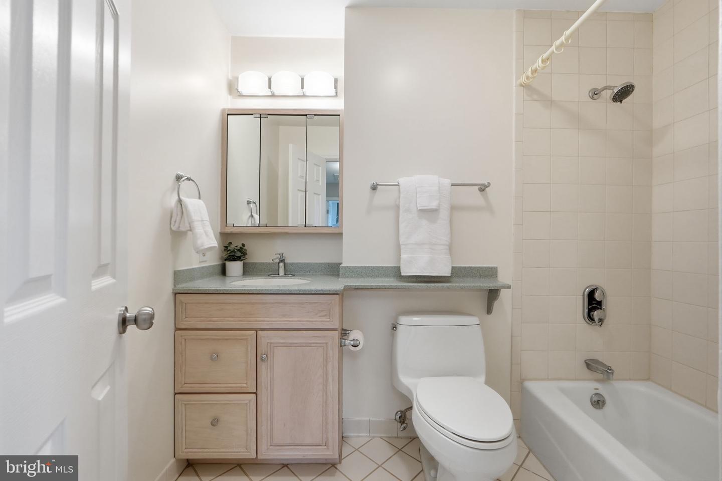 5508 LANDMARK PL, FAIRFAX, Virginia 22032, 4 Bedrooms Bedrooms, ,3 BathroomsBathrooms,Residential,For sale,5508 LANDMARK PL,VAFX2290944 MLS # VAFX2290944