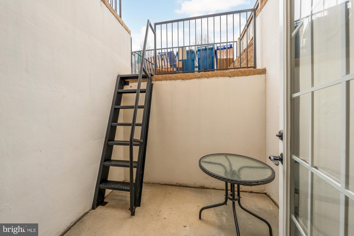 1515 11TH ST NW #C-2, WASHINGTON, District Of Columbia 20001, 1 Bedroom Bedrooms, ,1 BathroomBathrooms,Residential,For sale,1515 11TH ST NW #C-2,DCDC2246032 MLS # DCDC2246032