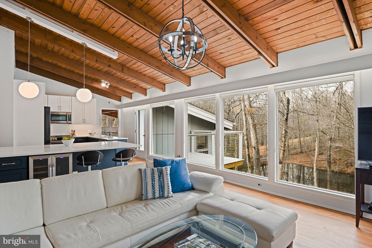 10611 ALLENWOOD LN, GREAT FALLS, Virginia 22066, 6 Bedrooms Bedrooms, ,4 BathroomsBathrooms,Residential,For sale,10611 ALLENWOOD LN,VAFX2291158 MLS # VAFX2291158