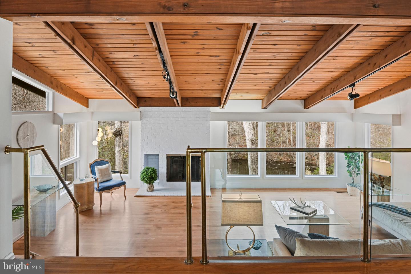 10611 ALLENWOOD LN, GREAT FALLS, Virginia 22066, 6 Bedrooms Bedrooms, ,4 BathroomsBathrooms,Residential,For sale,10611 ALLENWOOD LN,VAFX2291158 MLS # VAFX2291158