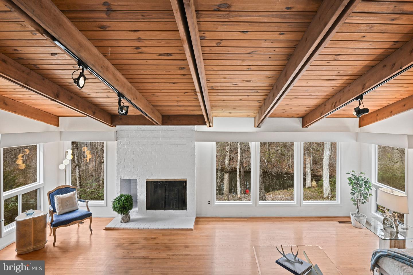 10611 ALLENWOOD LN, GREAT FALLS, Virginia 22066, 6 Bedrooms Bedrooms, ,4 BathroomsBathrooms,Residential,For sale,10611 ALLENWOOD LN,VAFX2291158 MLS # VAFX2291158