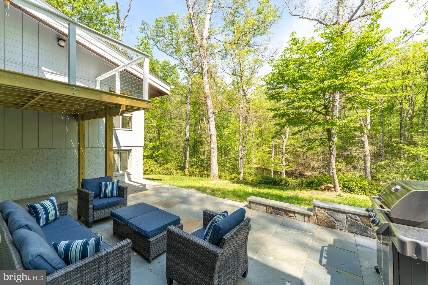 10611 ALLENWOOD LN, GREAT FALLS, Virginia 22066, 6 Bedrooms Bedrooms, ,4 BathroomsBathrooms,Residential,For sale,10611 ALLENWOOD LN,VAFX2291158 MLS # VAFX2291158