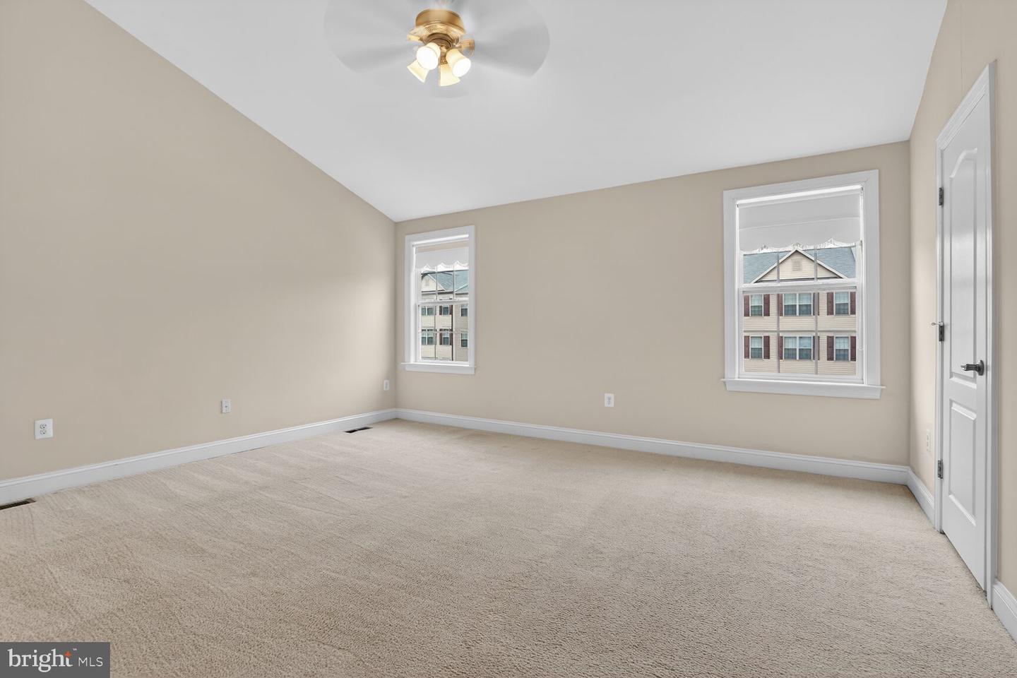 3711 CHIPPENDALE CIR, WOODBRIDGE, Virginia 22193, 3 Bedrooms Bedrooms, ,2 BathroomsBathrooms,Residential,For sale,3711 CHIPPENDALE CIR,VAPW2112554 MLS # VAPW2112554