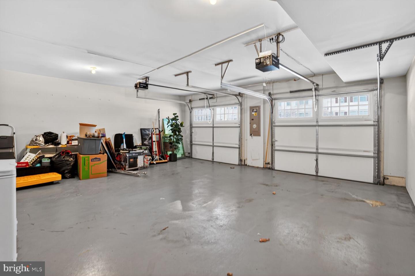 3711 CHIPPENDALE CIR, WOODBRIDGE, Virginia 22193, 3 Bedrooms Bedrooms, ,2 BathroomsBathrooms,Residential,For sale,3711 CHIPPENDALE CIR,VAPW2112554 MLS # VAPW2112554