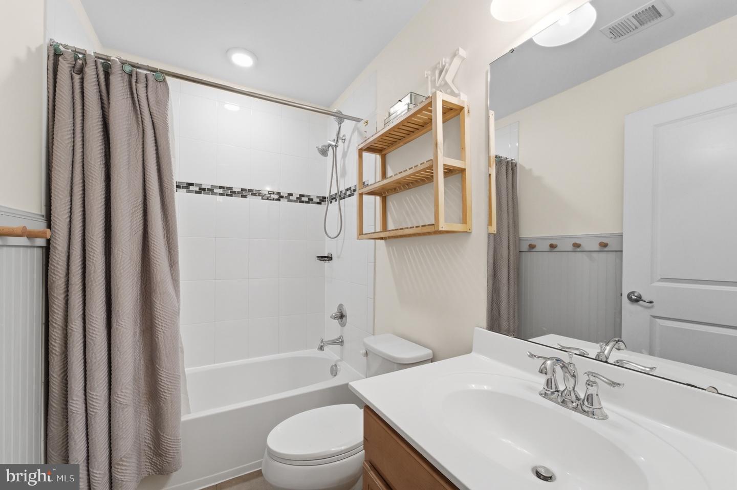 3011 REVERE ST, BEALETON, Virginia 22712, 3 Bedrooms Bedrooms, ,2 BathroomsBathrooms,Residential,For sale,3011 REVERE ST,VAFQ2020584 MLS # VAFQ2020584