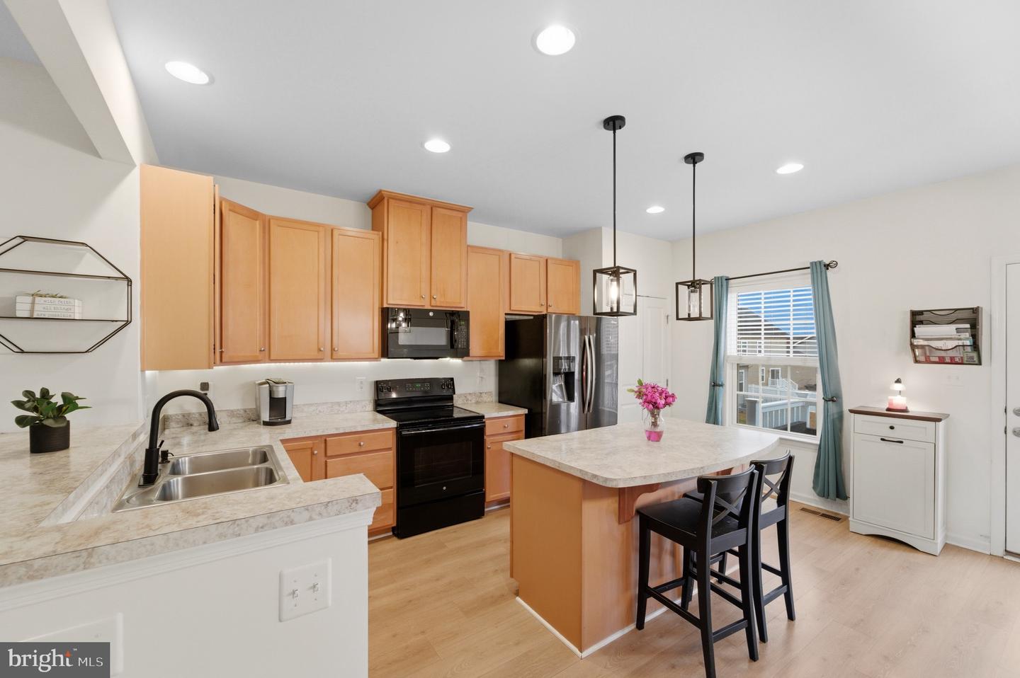 3011 REVERE ST, BEALETON, Virginia 22712, 3 Bedrooms Bedrooms, ,2 BathroomsBathrooms,Residential,For sale,3011 REVERE ST,VAFQ2020584 MLS # VAFQ2020584