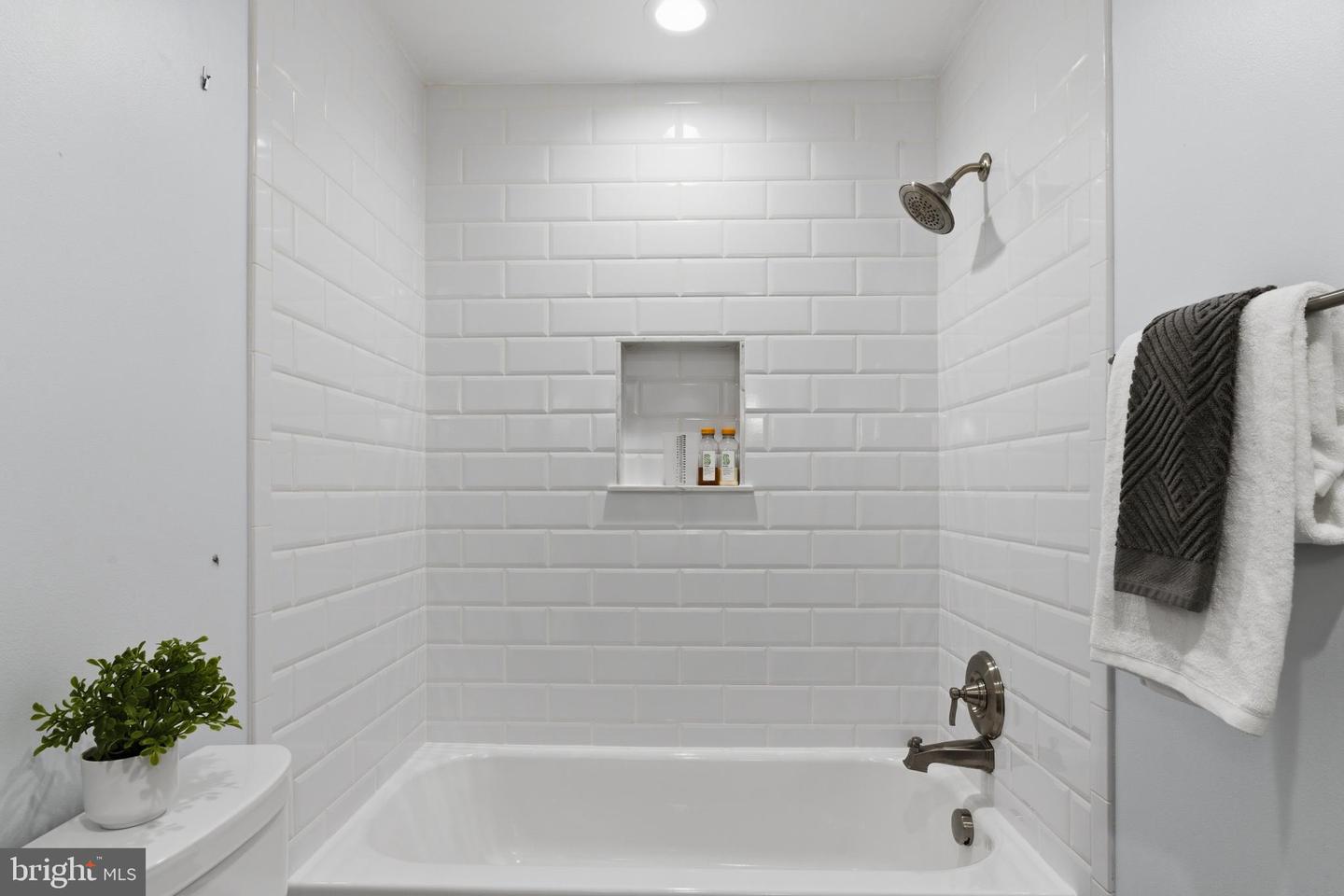 1322 QUAIL RIDGE DR, RESTON, Virginia 20194, 5 Bedrooms Bedrooms, ,3 BathroomsBathrooms,Residential,For sale,1322 QUAIL RIDGE DR,VAFX2291330 MLS # VAFX2291330