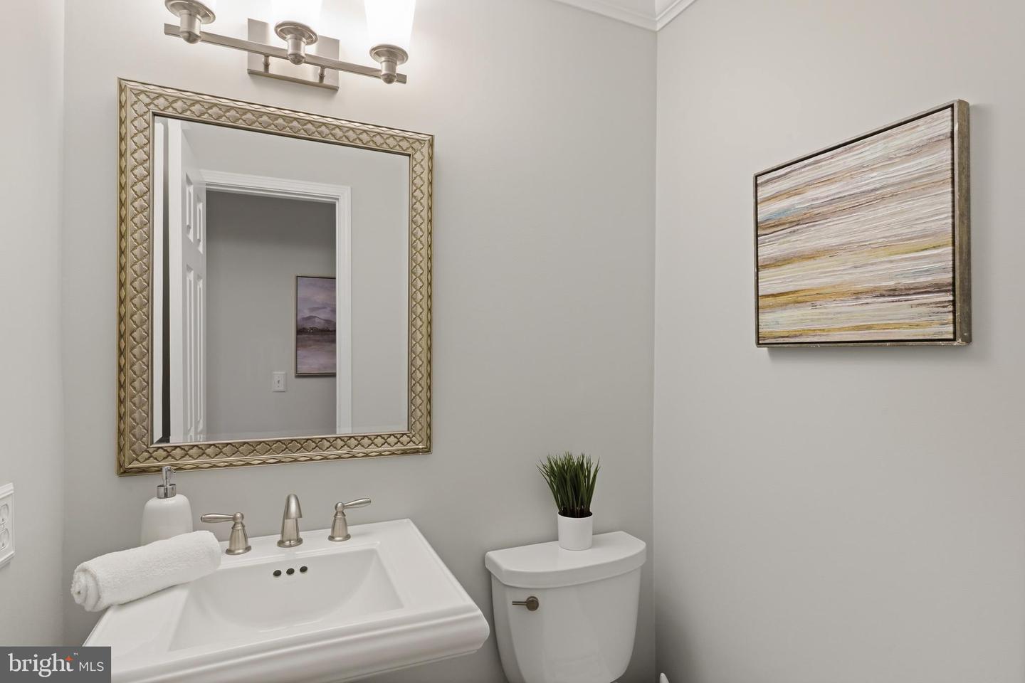 1322 QUAIL RIDGE DR, RESTON, Virginia 20194, 5 Bedrooms Bedrooms, ,3 BathroomsBathrooms,Residential,For sale,1322 QUAIL RIDGE DR,VAFX2291330 MLS # VAFX2291330